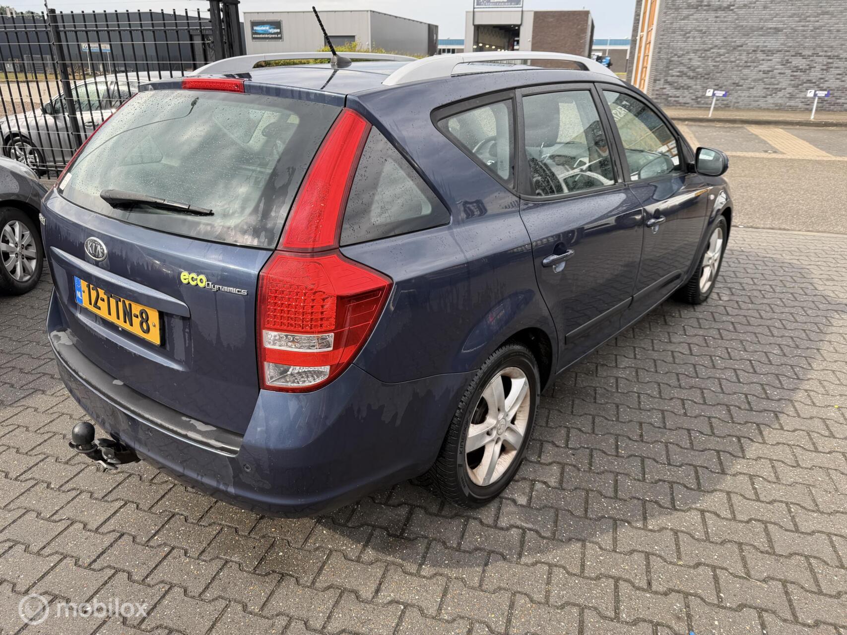 Foto van Kia Cee D