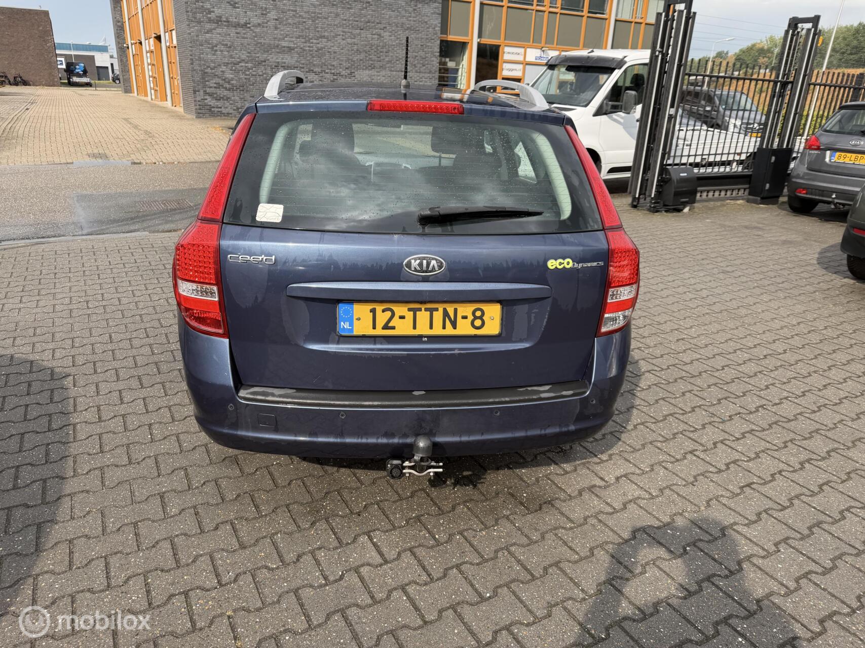 Foto van Kia Cee D