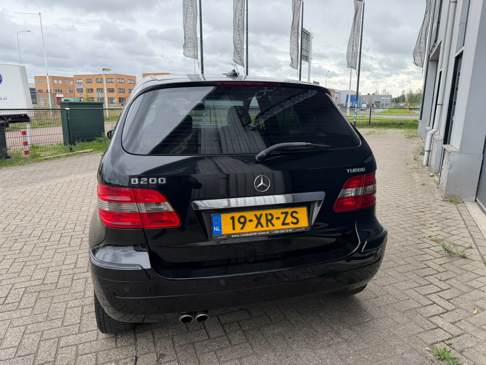 Foto van Mercedes-Benz B 200 Turbo