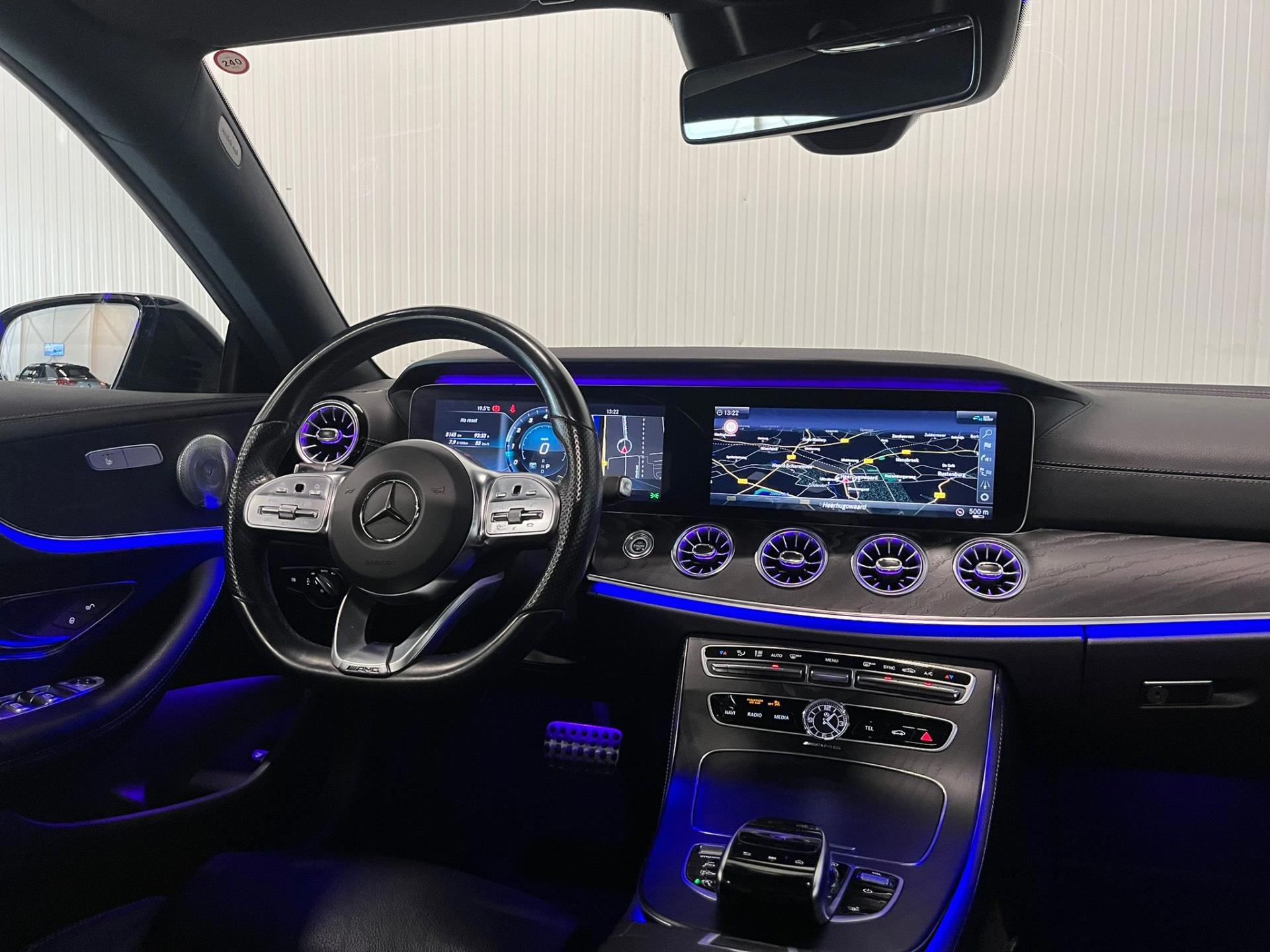 Foto van Mercedes-Benz E 300