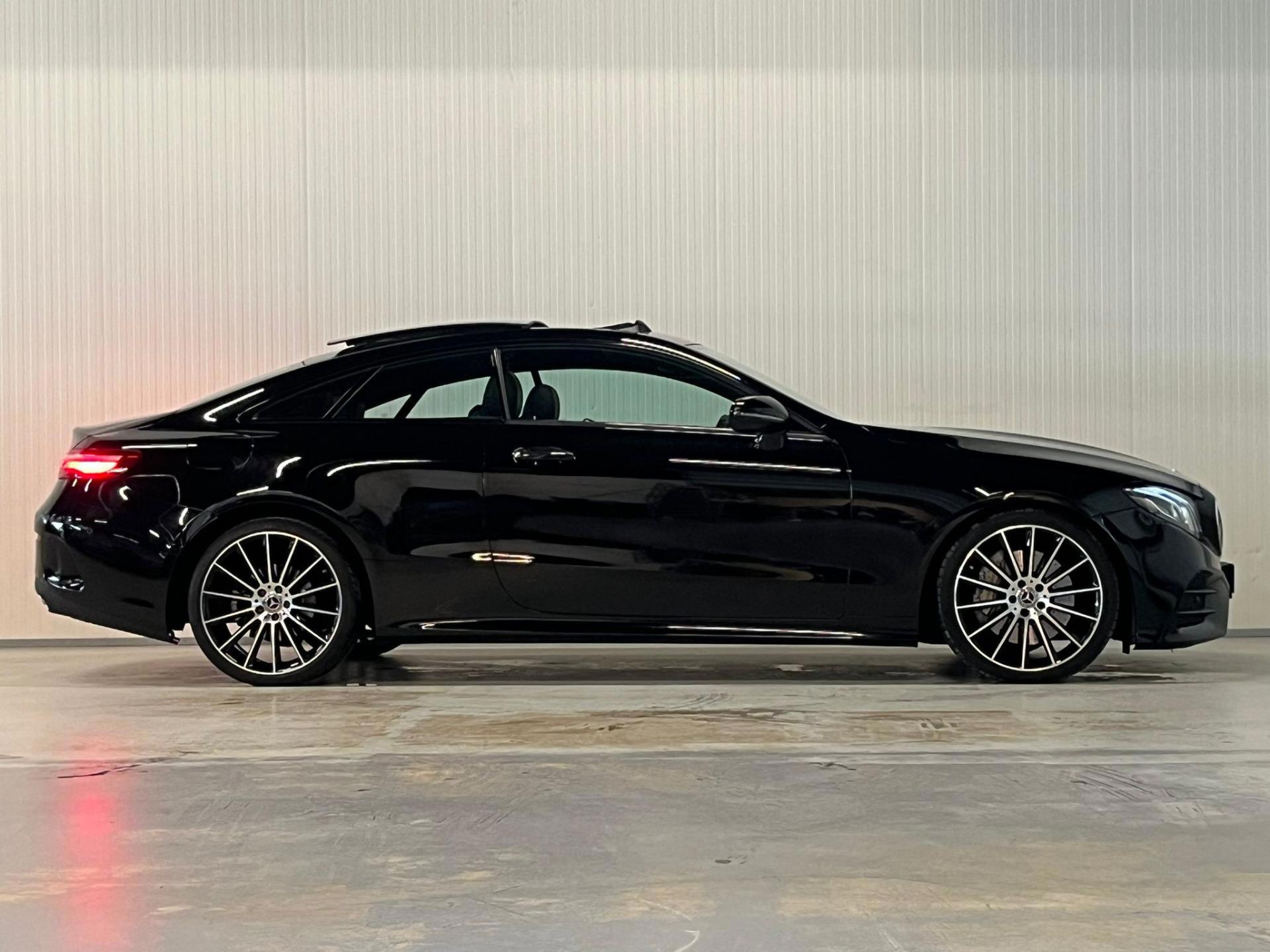 Foto van Mercedes-Benz E 300