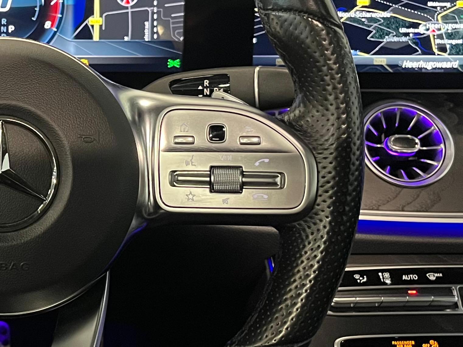 Foto van Mercedes-Benz E 300