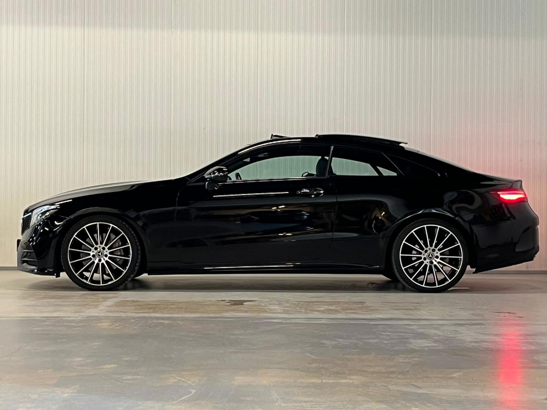 Foto van Mercedes-Benz E 300