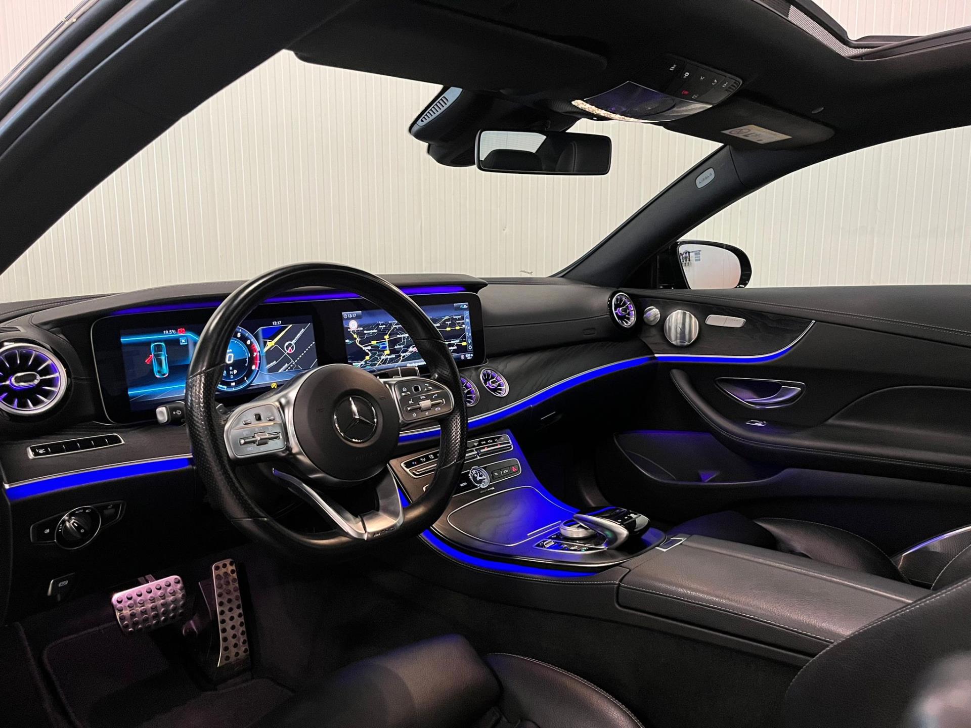 Foto van Mercedes-Benz E 300