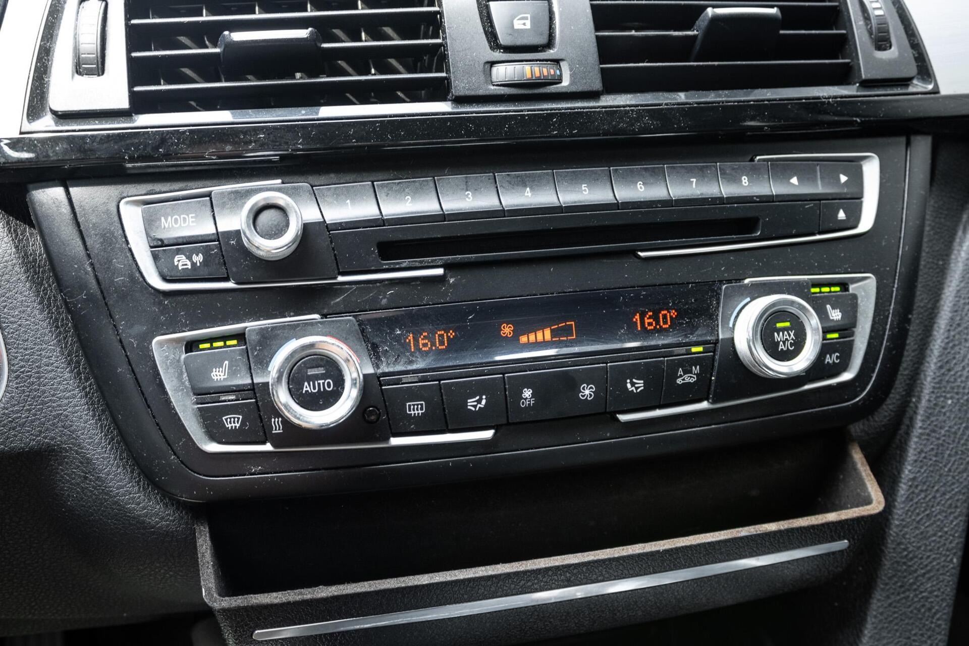 Foto van BMW 320i