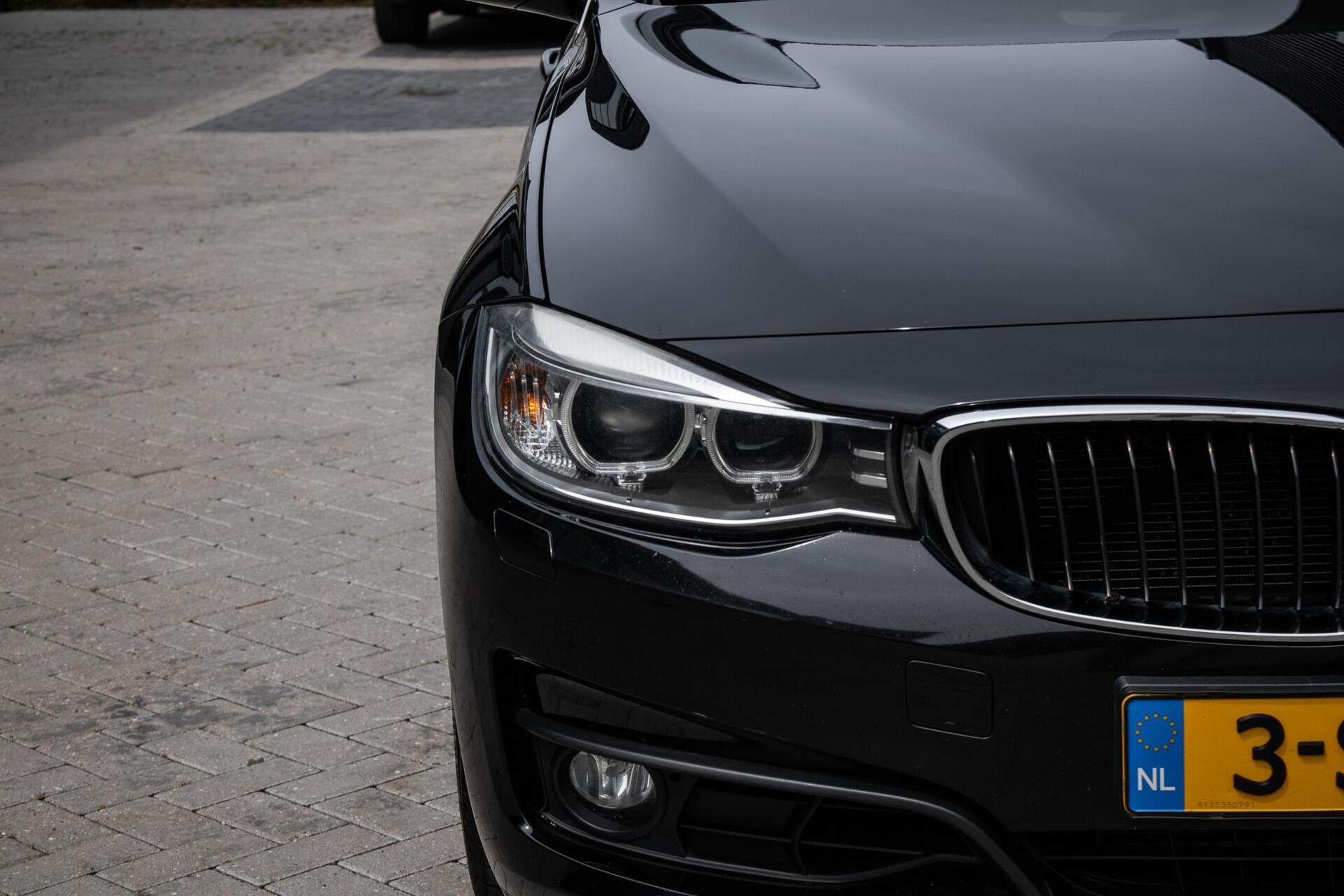 Foto van BMW 320i