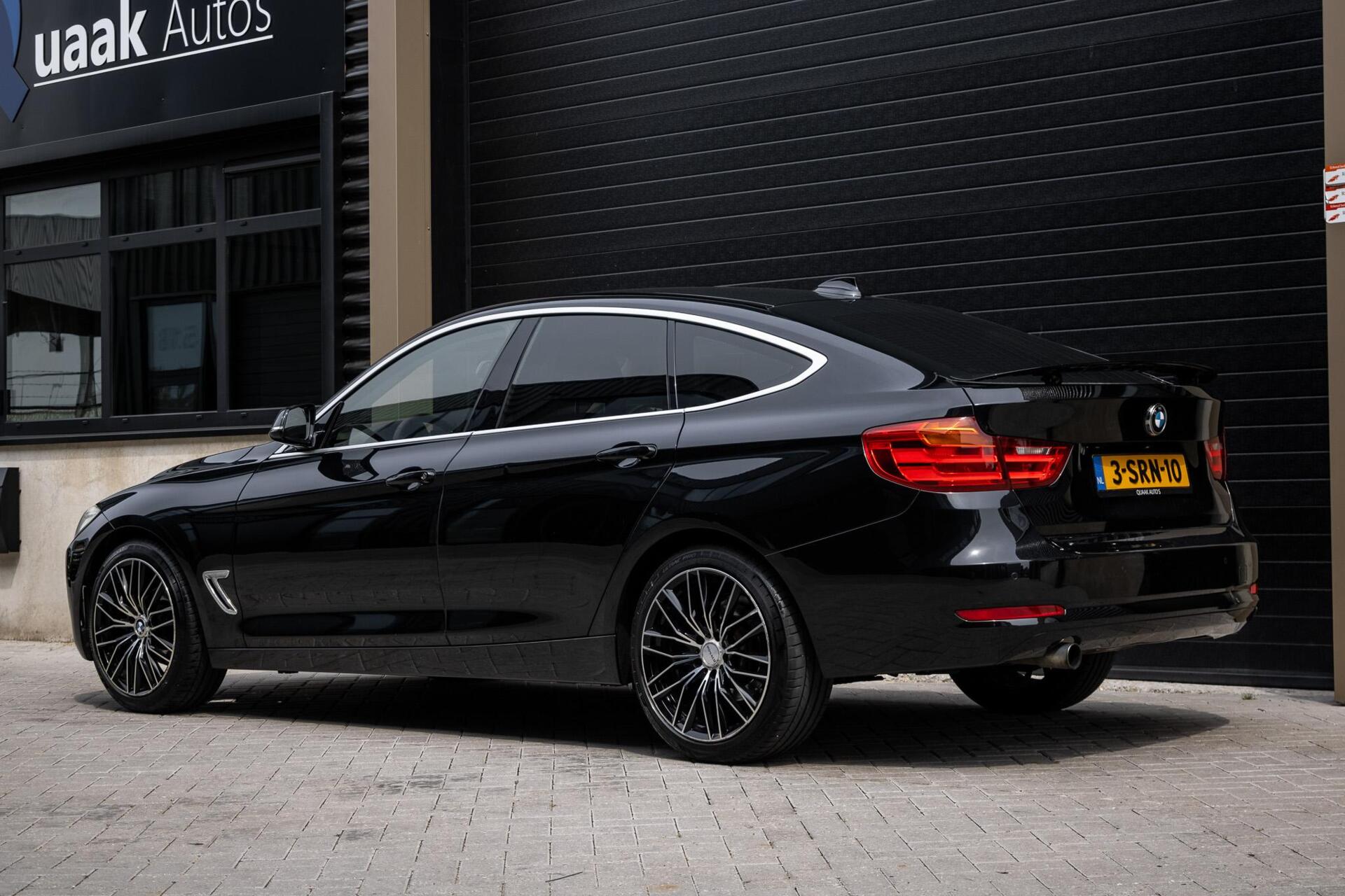 Foto van BMW 320i