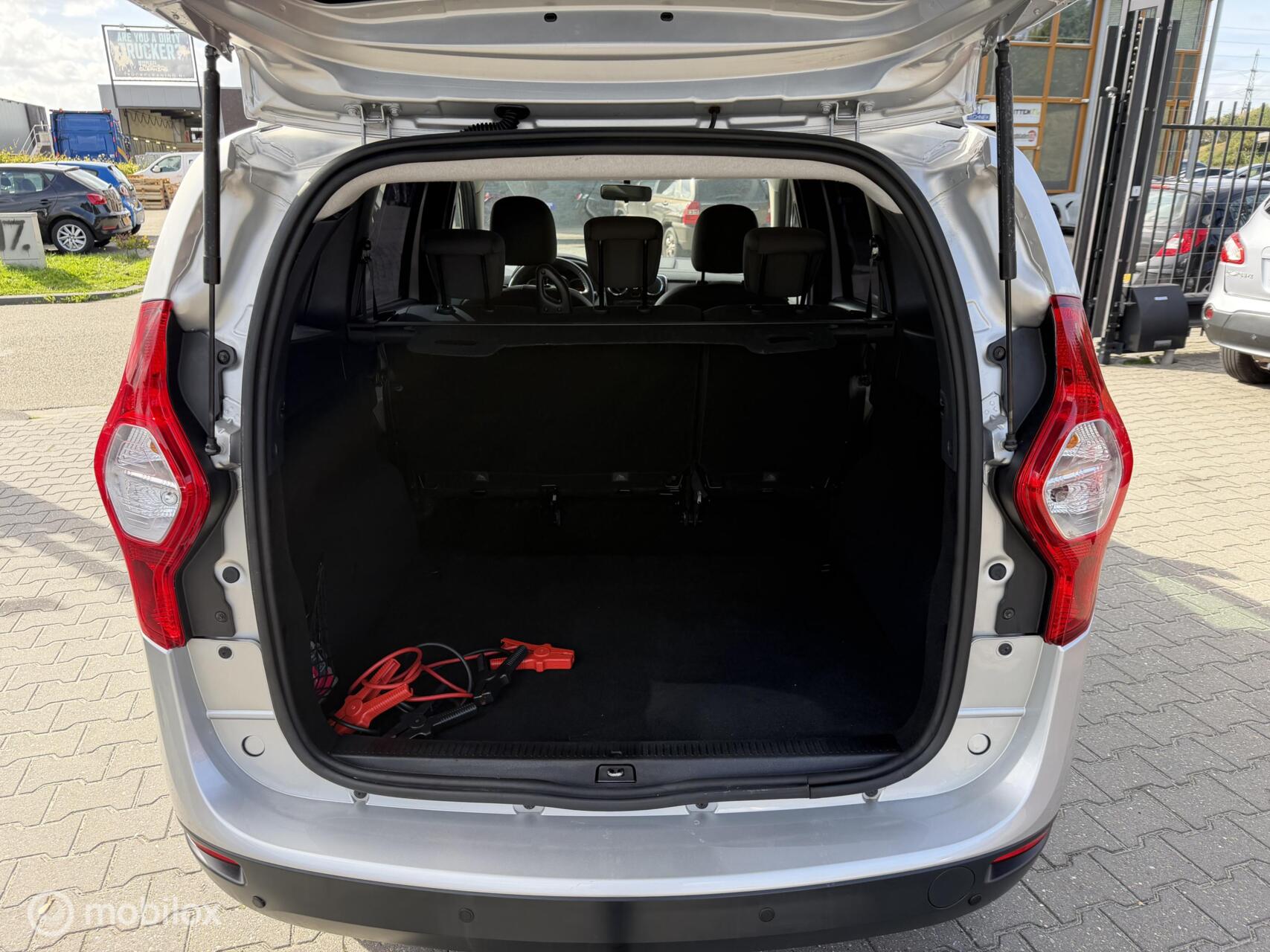Foto van Dacia Lodgy