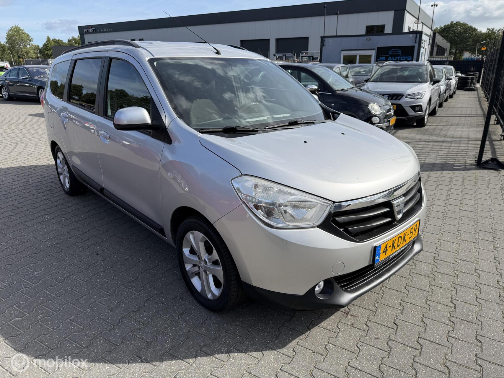 Foto van Dacia Lodgy