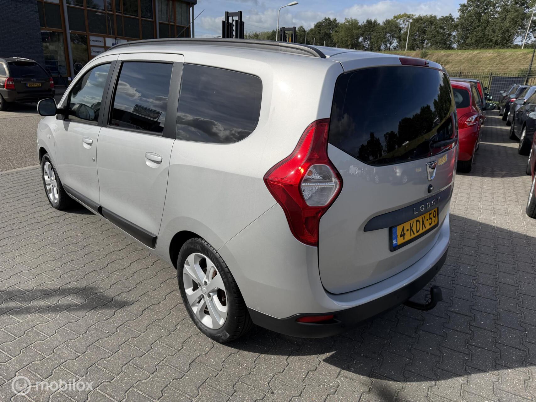 Foto van Dacia Lodgy
