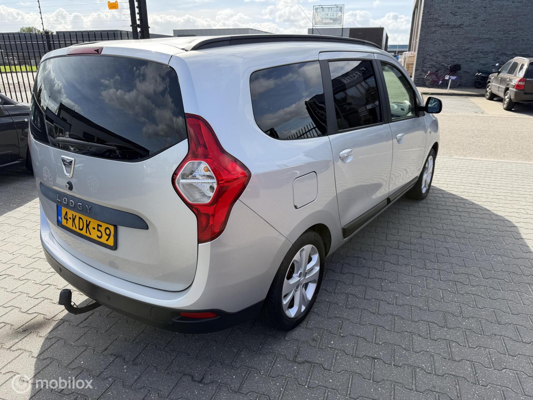 Foto van Dacia Lodgy
