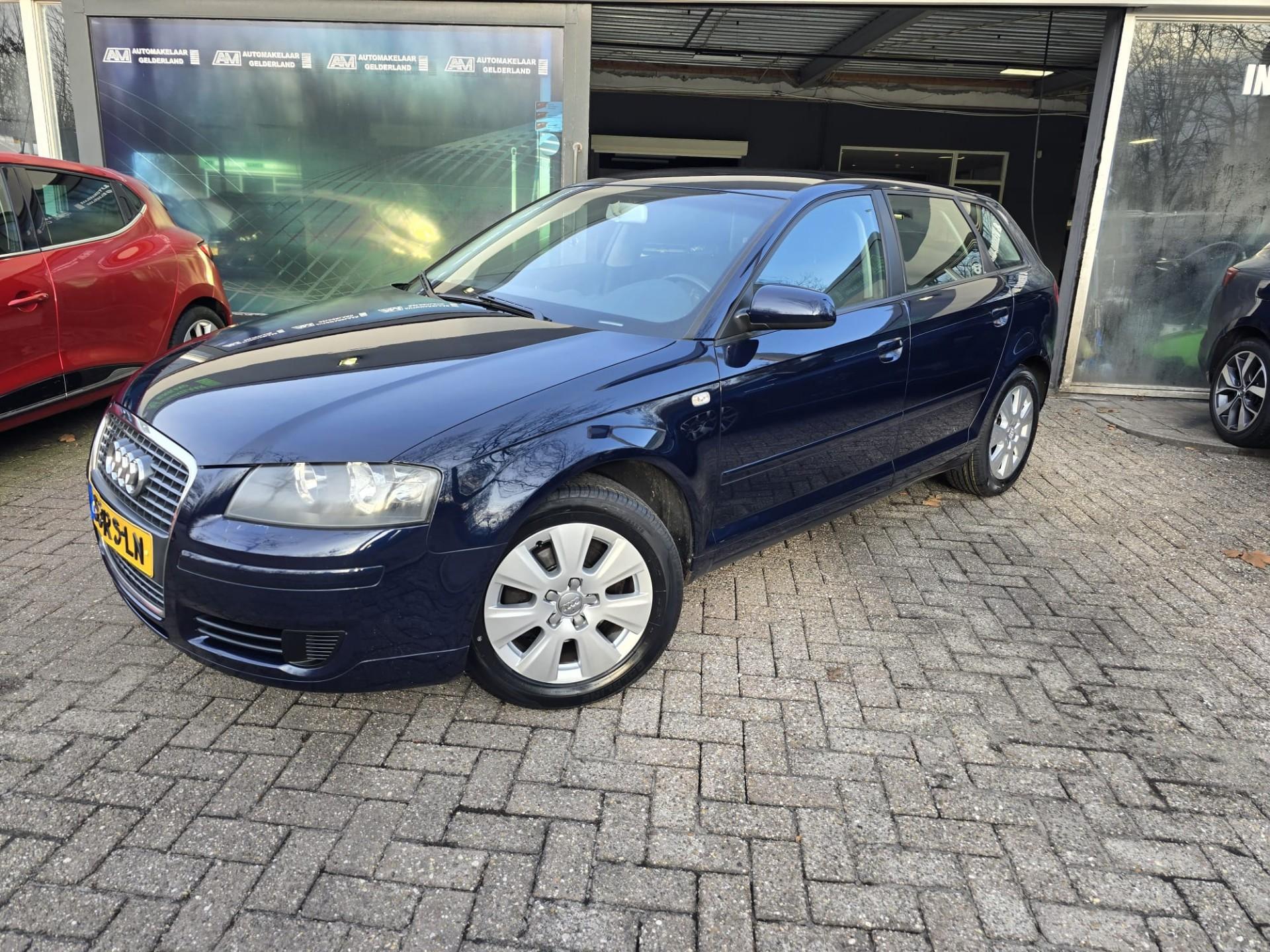 Audi Audi A3 1.6 FSI Attraction | NIEUWE APK | AIRCO | 4x NW 2005 - voorkant