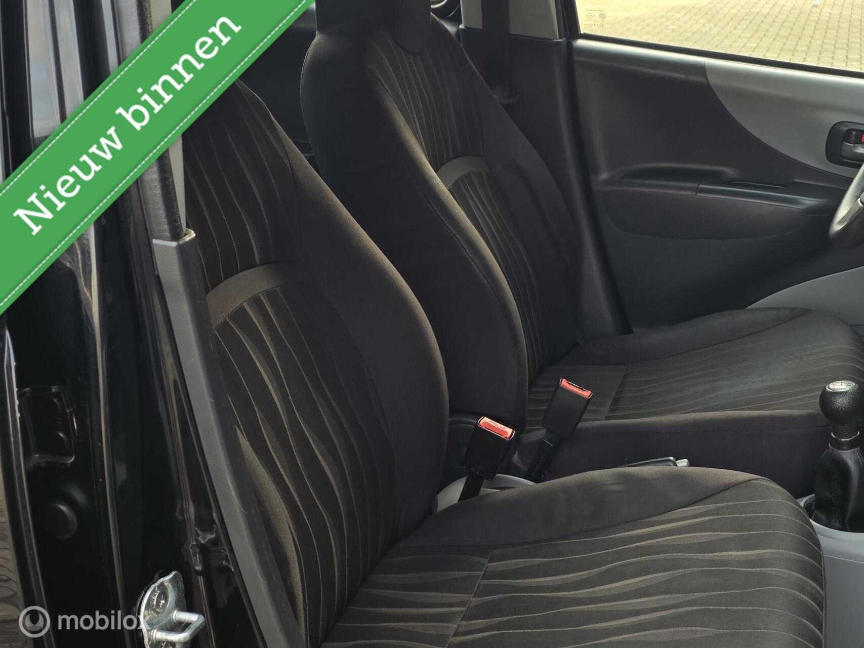 Foto van Nissan Nissan Pixo
