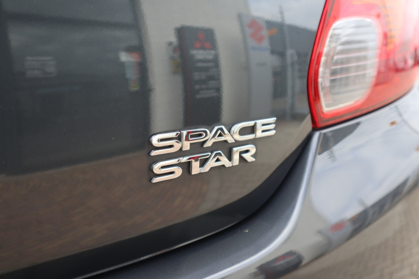 Foto van Mitsubishi Mitsubishi Space Star