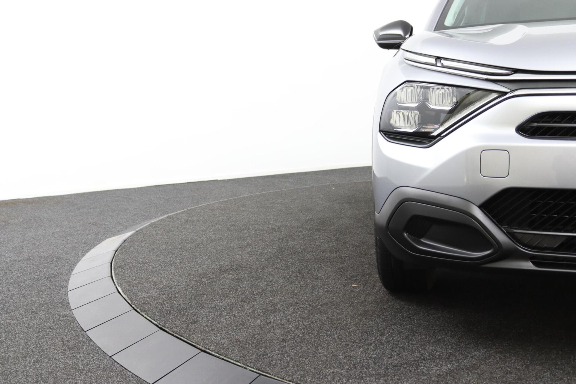 Foto van Citroen E-c4