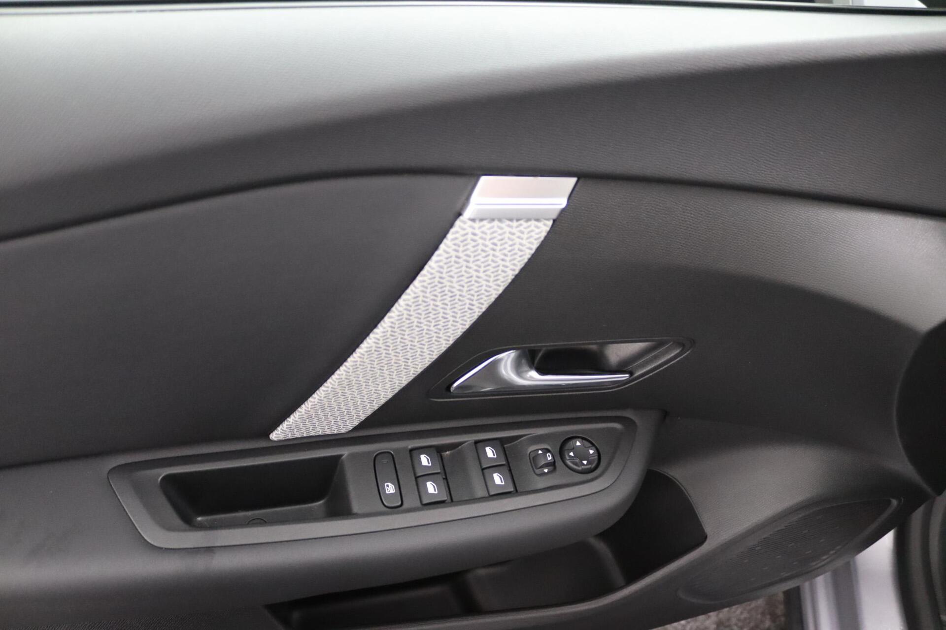 Foto van Citroen E-c4