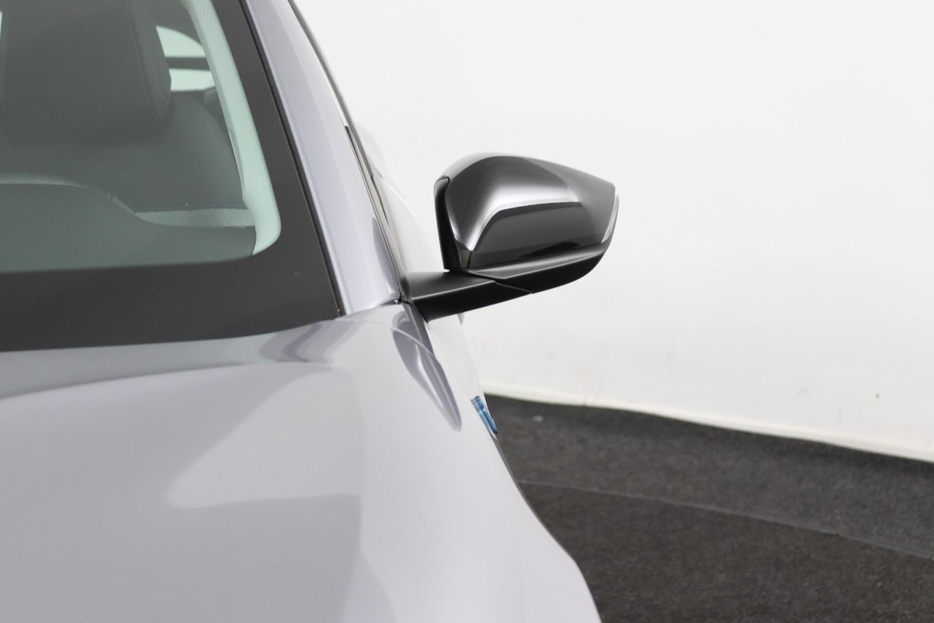 Foto van Citroen E-c4