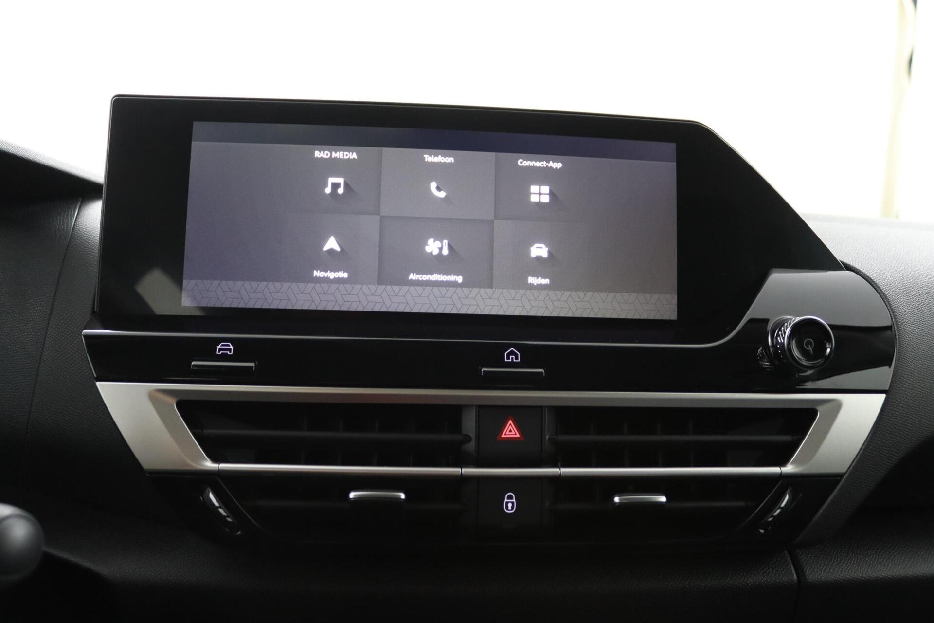 Foto van Citroen E-c4