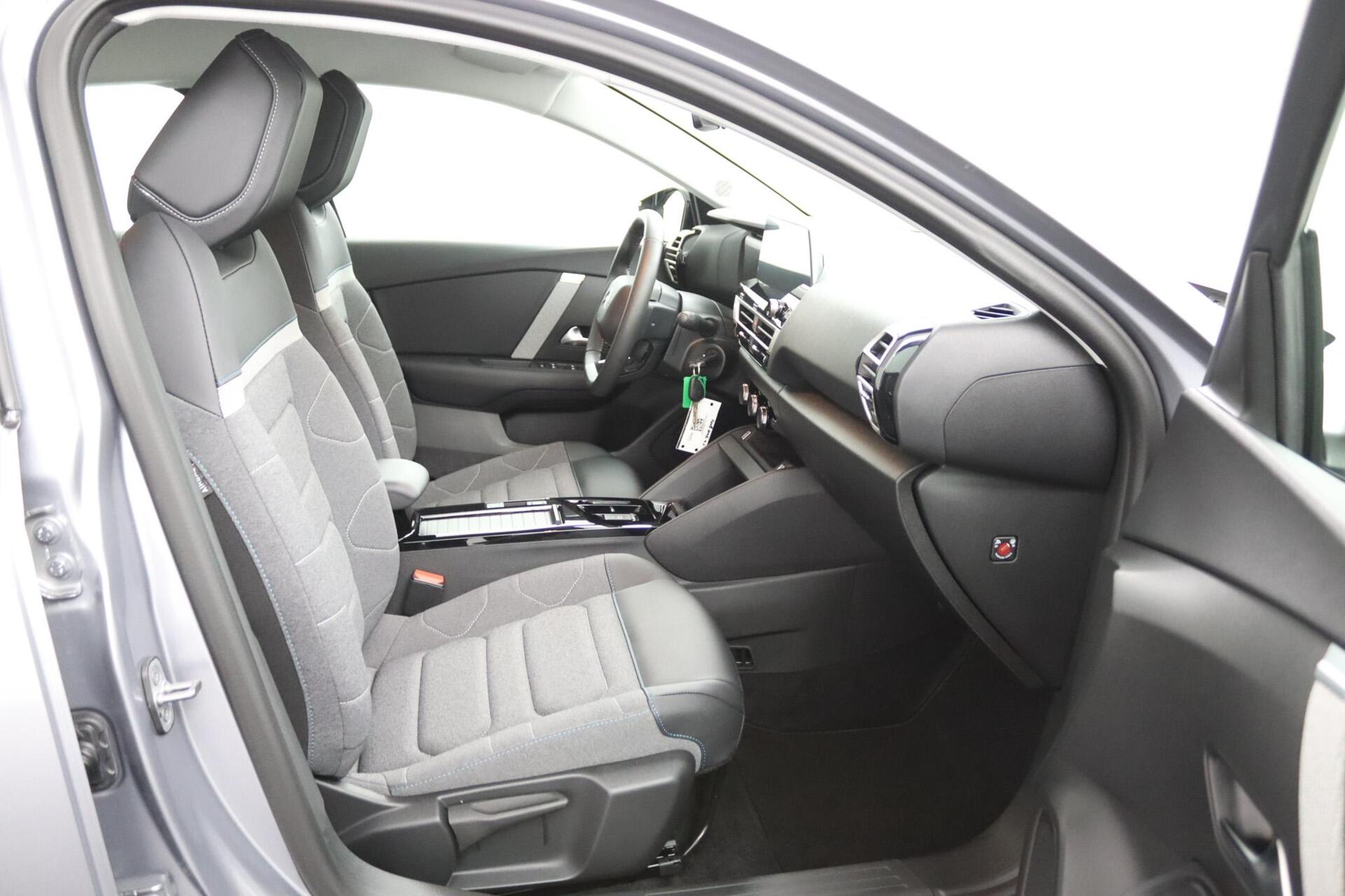 Foto van Citroen E-c4