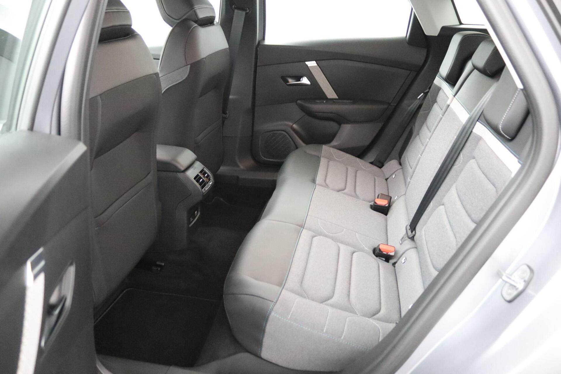 Foto van Citroen E-c4