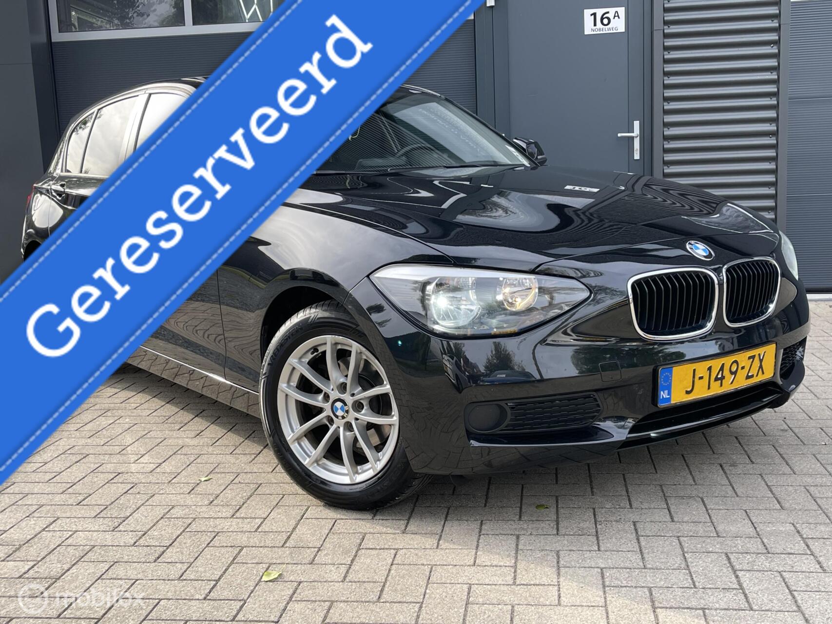 BMW 116i 116i EDE Business 2013 - voorkant