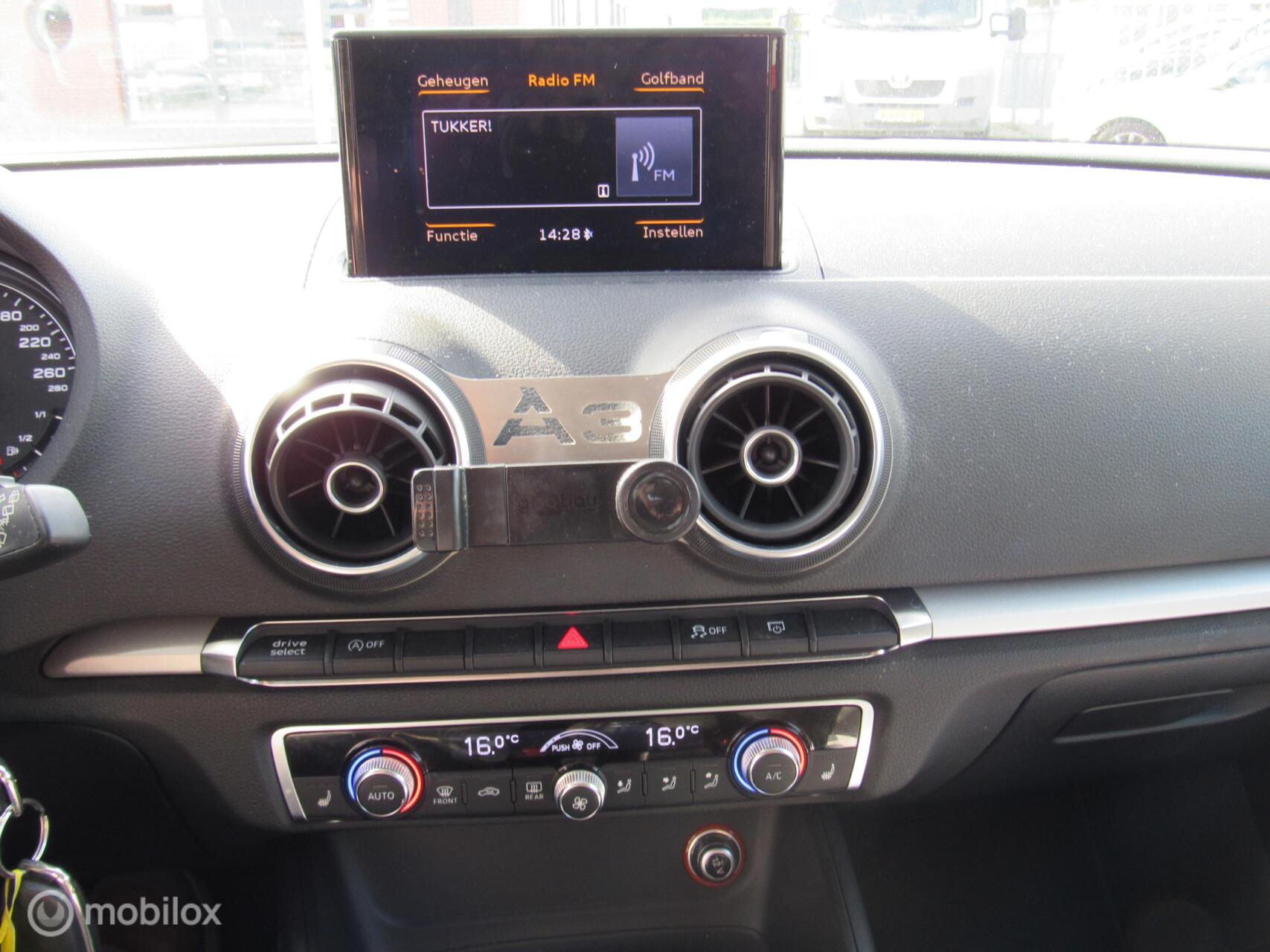 Foto van Opel Astra Station Wagon