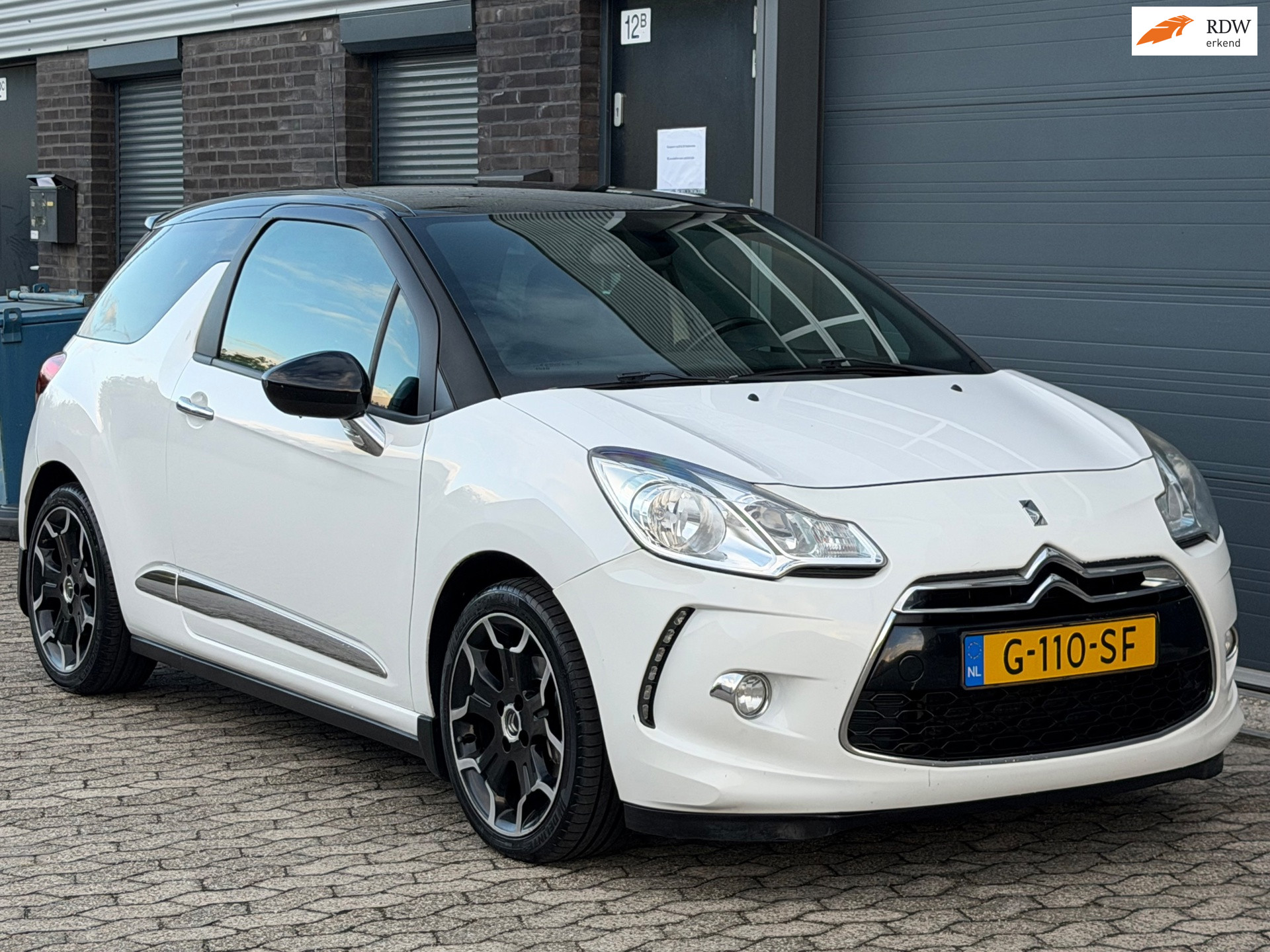 Citroen Ds3 1.6 THP Ultra Prestige LEER NAVI CLIMA CRUISE 2012 - voorkant