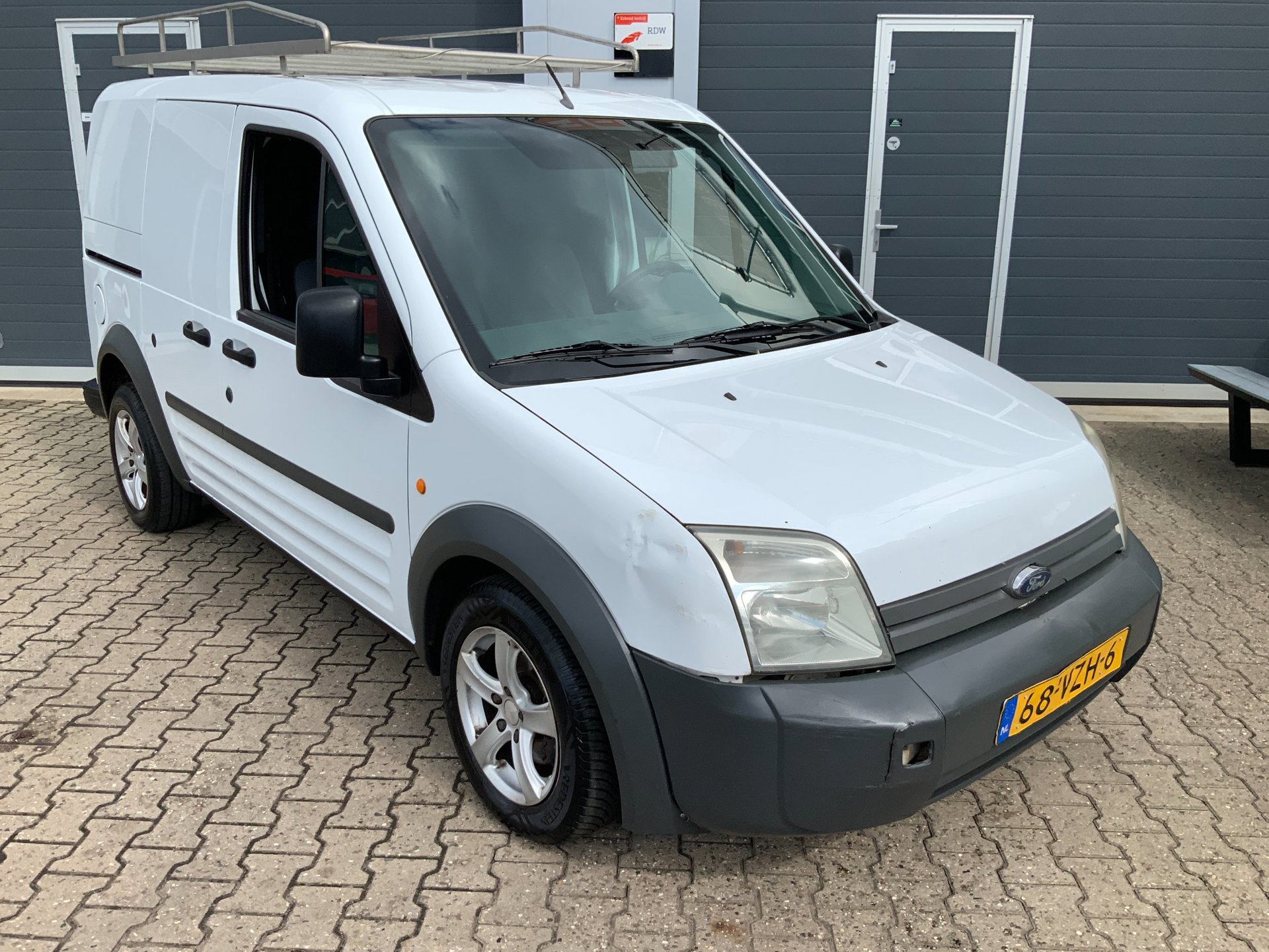 Foto van Ford Transit Connect T200s Van 1,8tdci 66 500
