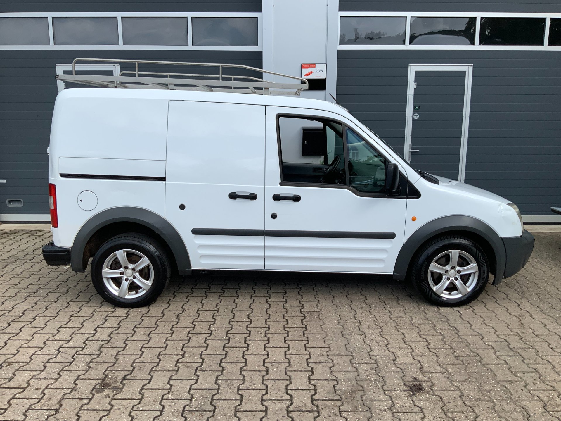 Foto van Ford Transit Connect T200s Van 1,8tdci 66 500