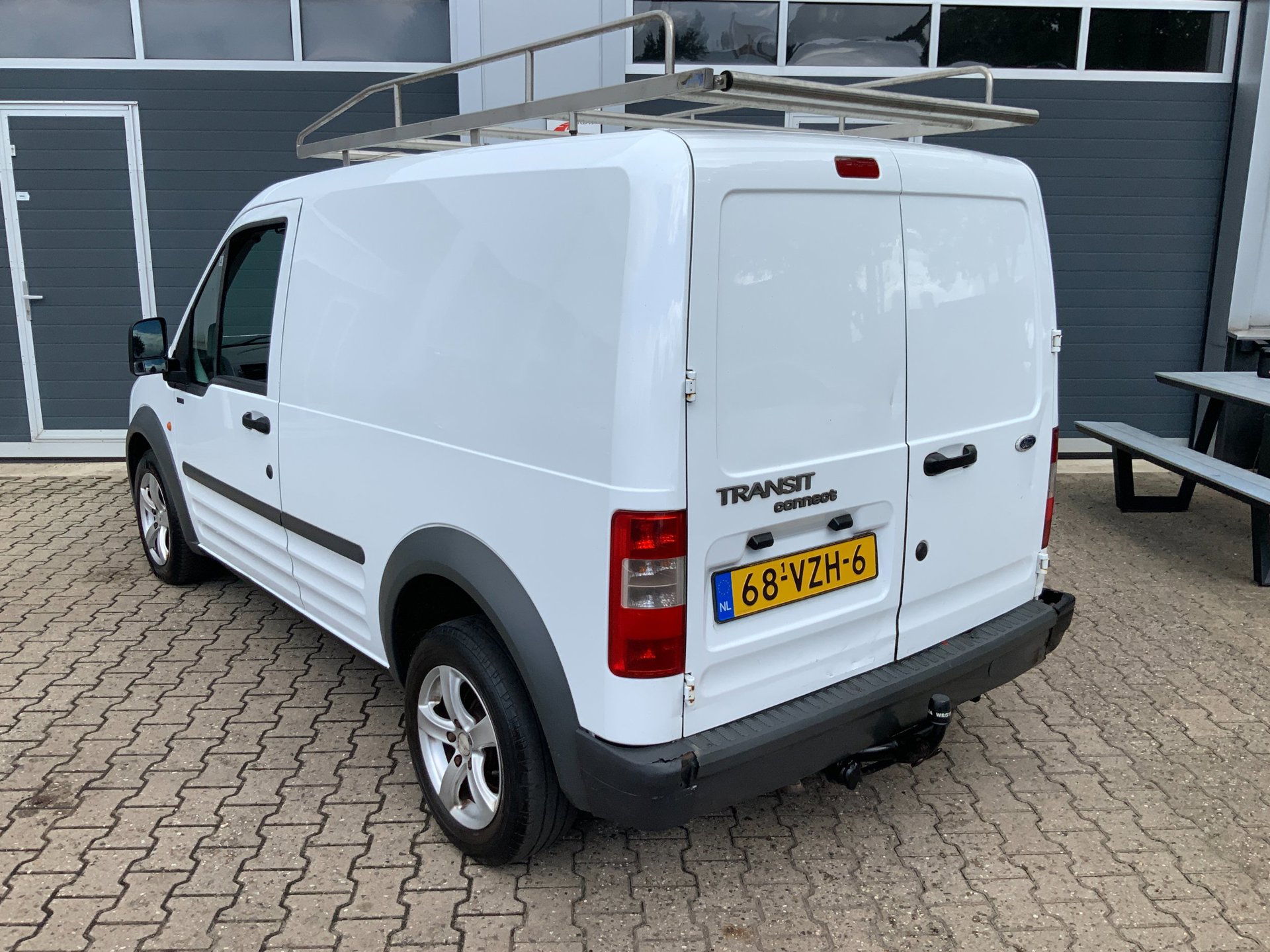 Foto van Ford Transit Connect T200s Van 1,8tdci 66 500