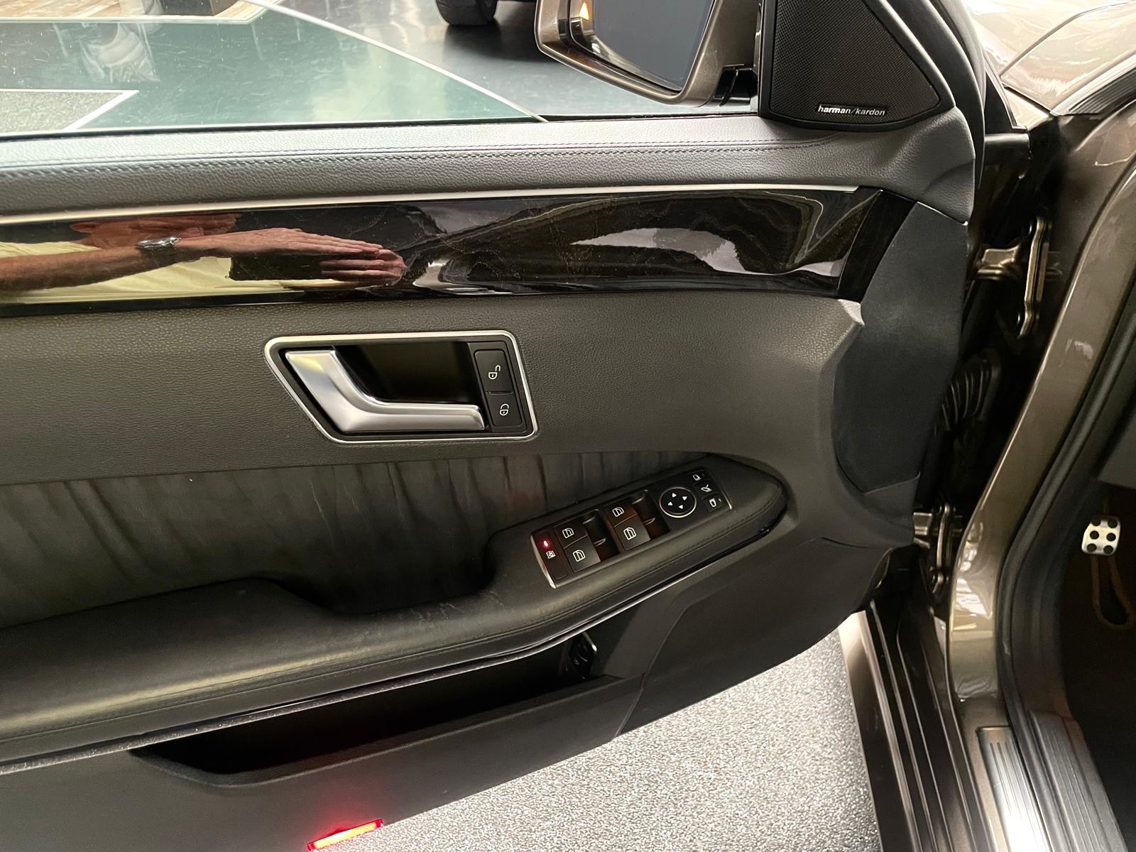 Foto van Mercedes-Benz E 500 4Matic