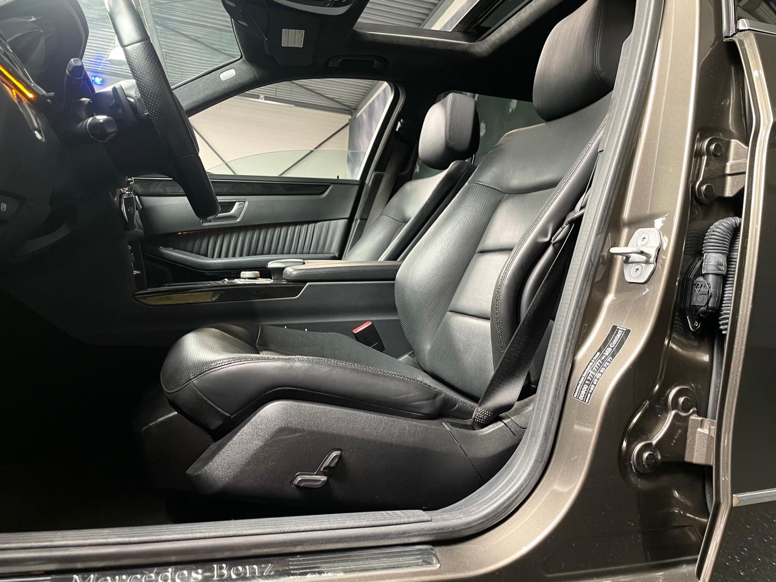 Foto van Mercedes-Benz E 500 4Matic