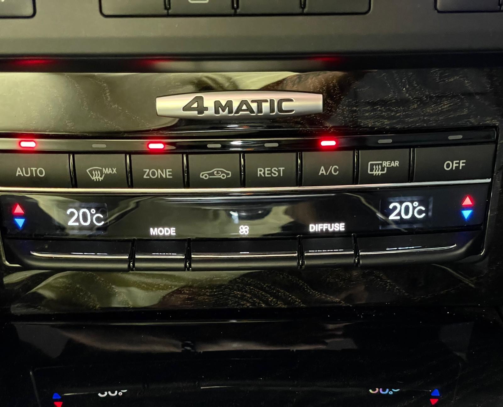 Foto van Mercedes-Benz E 500 4Matic