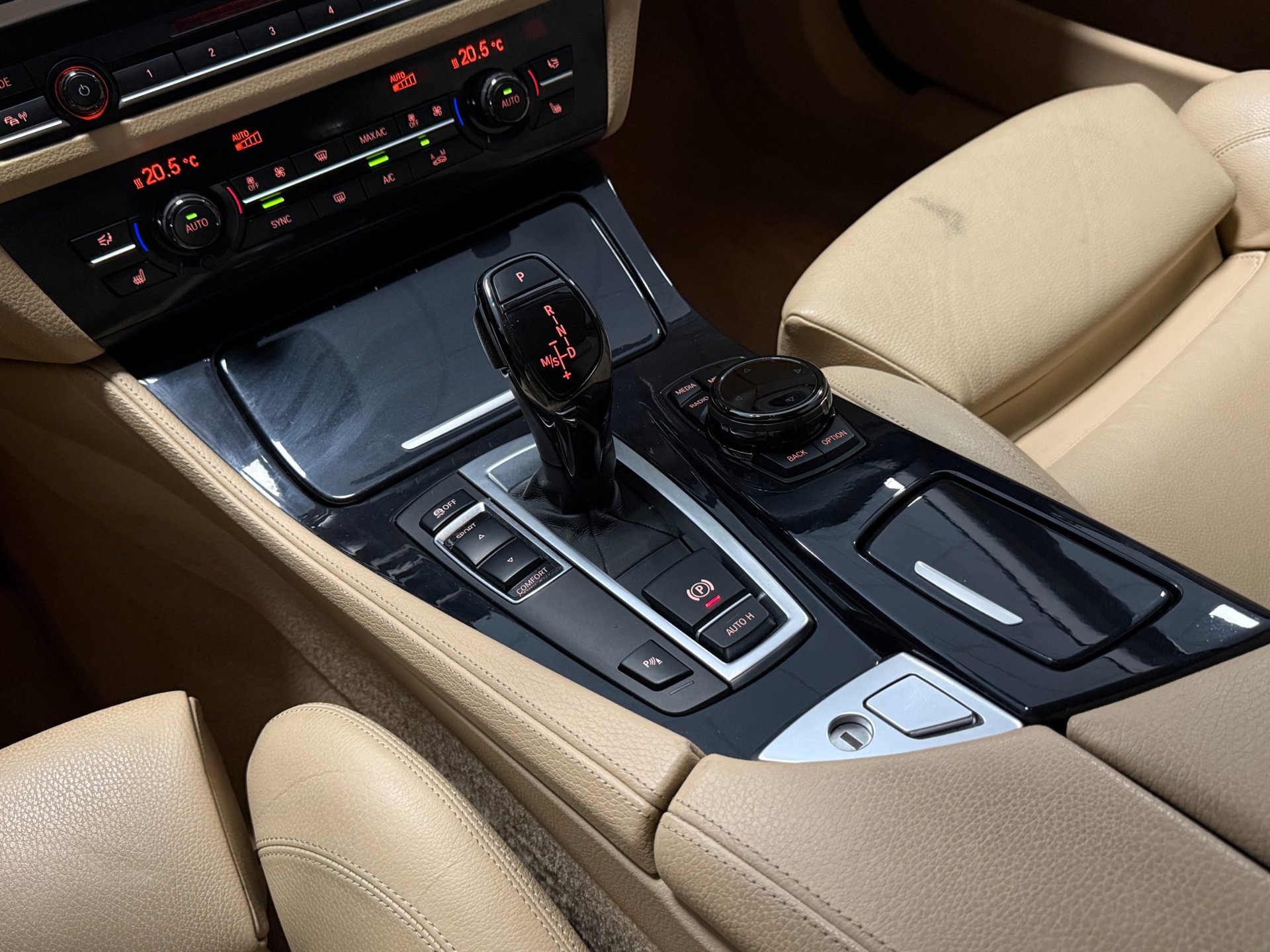 Foto van BMW 528i