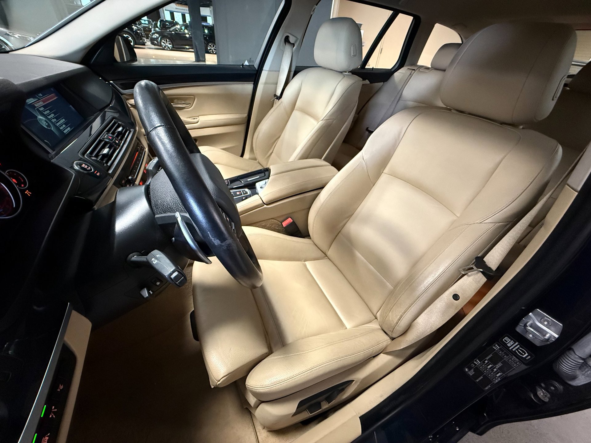 Foto van BMW 528i