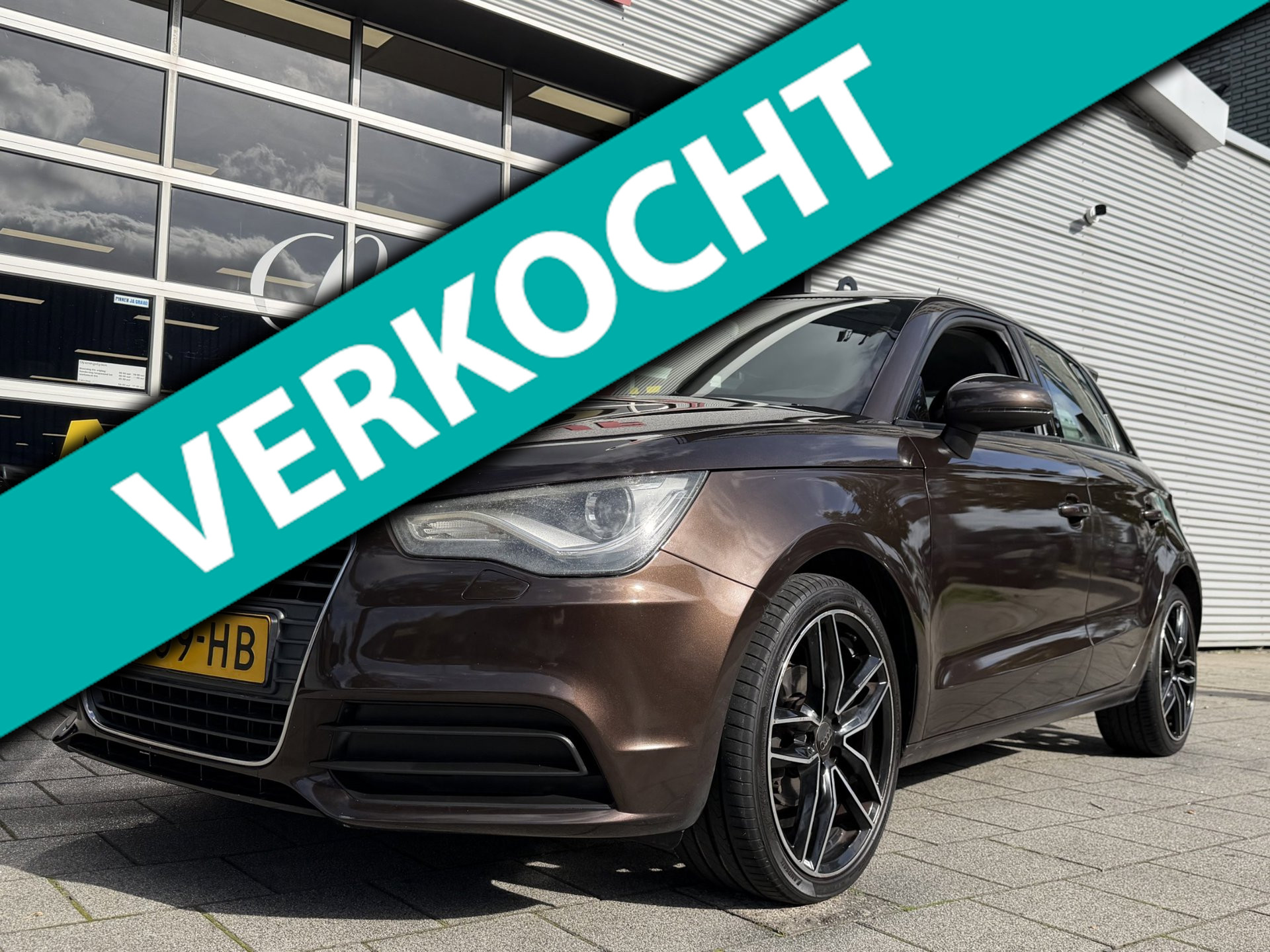 Audi A1 Sportback 1.2 TFSI Ambition Pro Line - Airco I PDC I Comfort pakket I Sport velgen I 2012 - voorkant