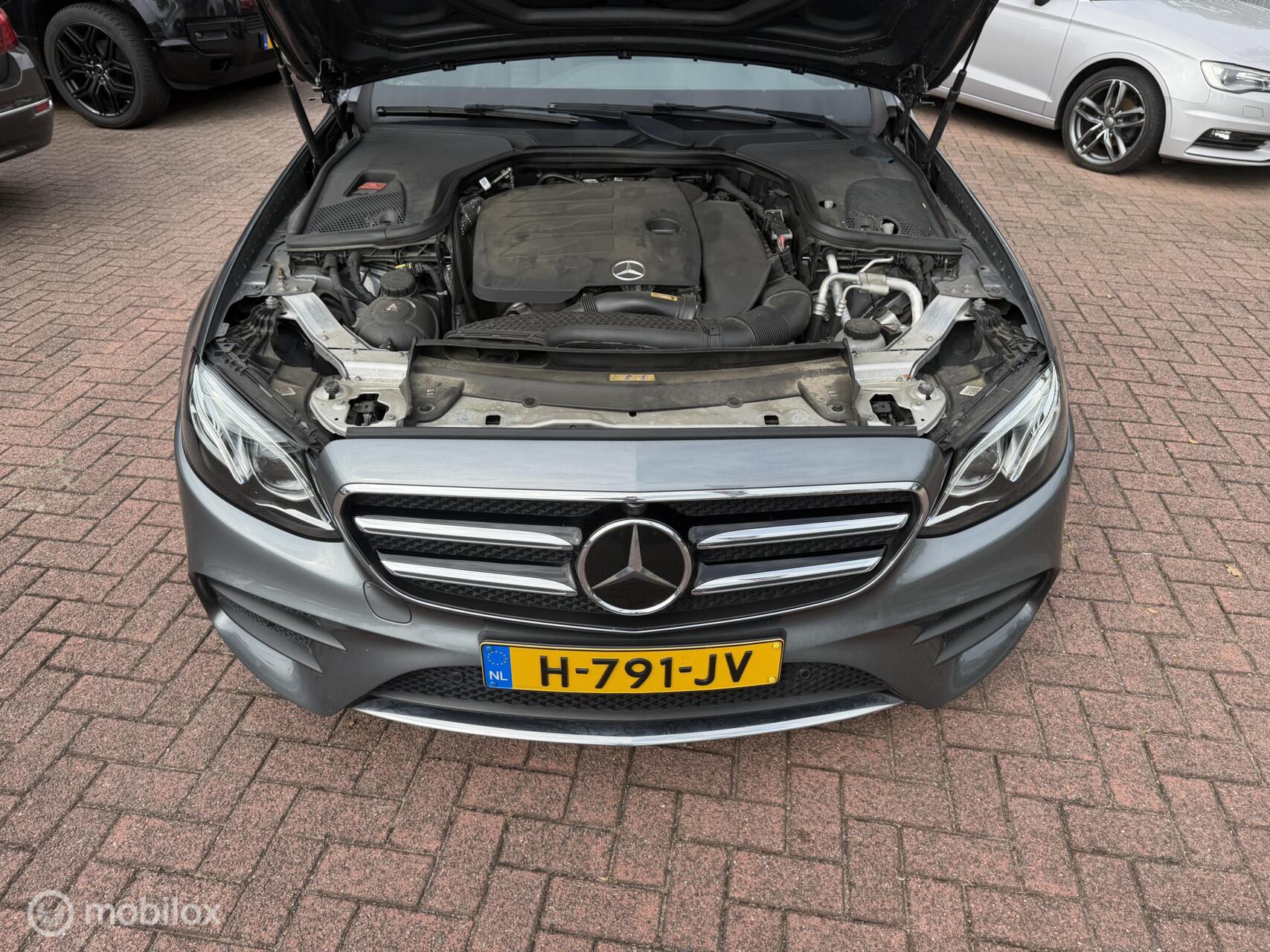 Foto van Mercedes-Benz E 200