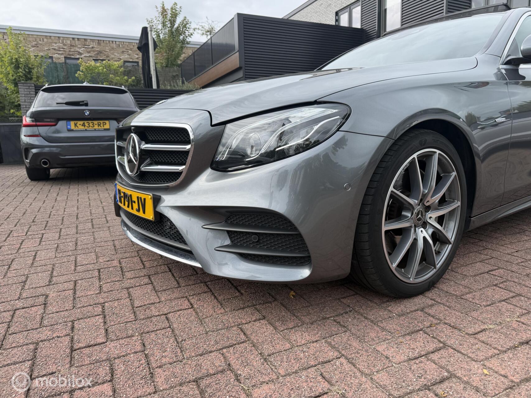 Foto van Mercedes-Benz E 200