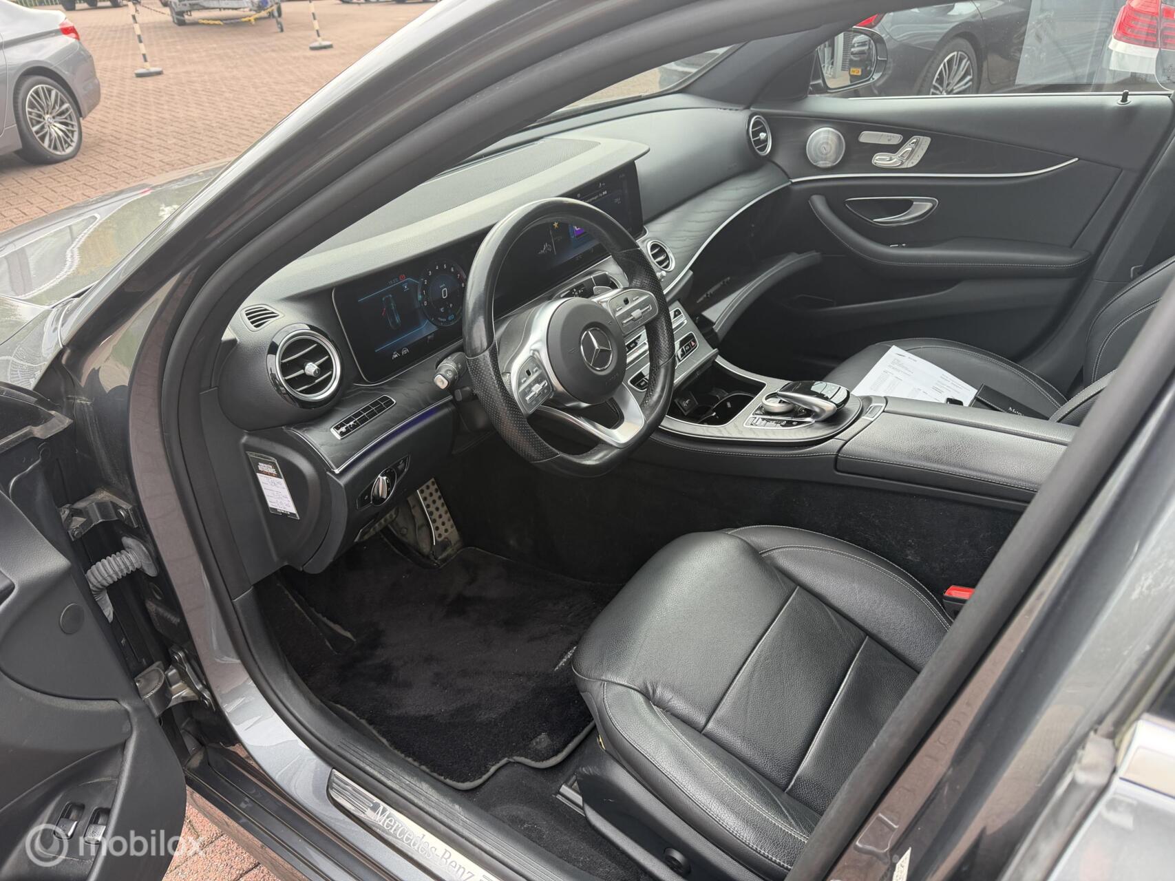 Foto van Mercedes-Benz E 200