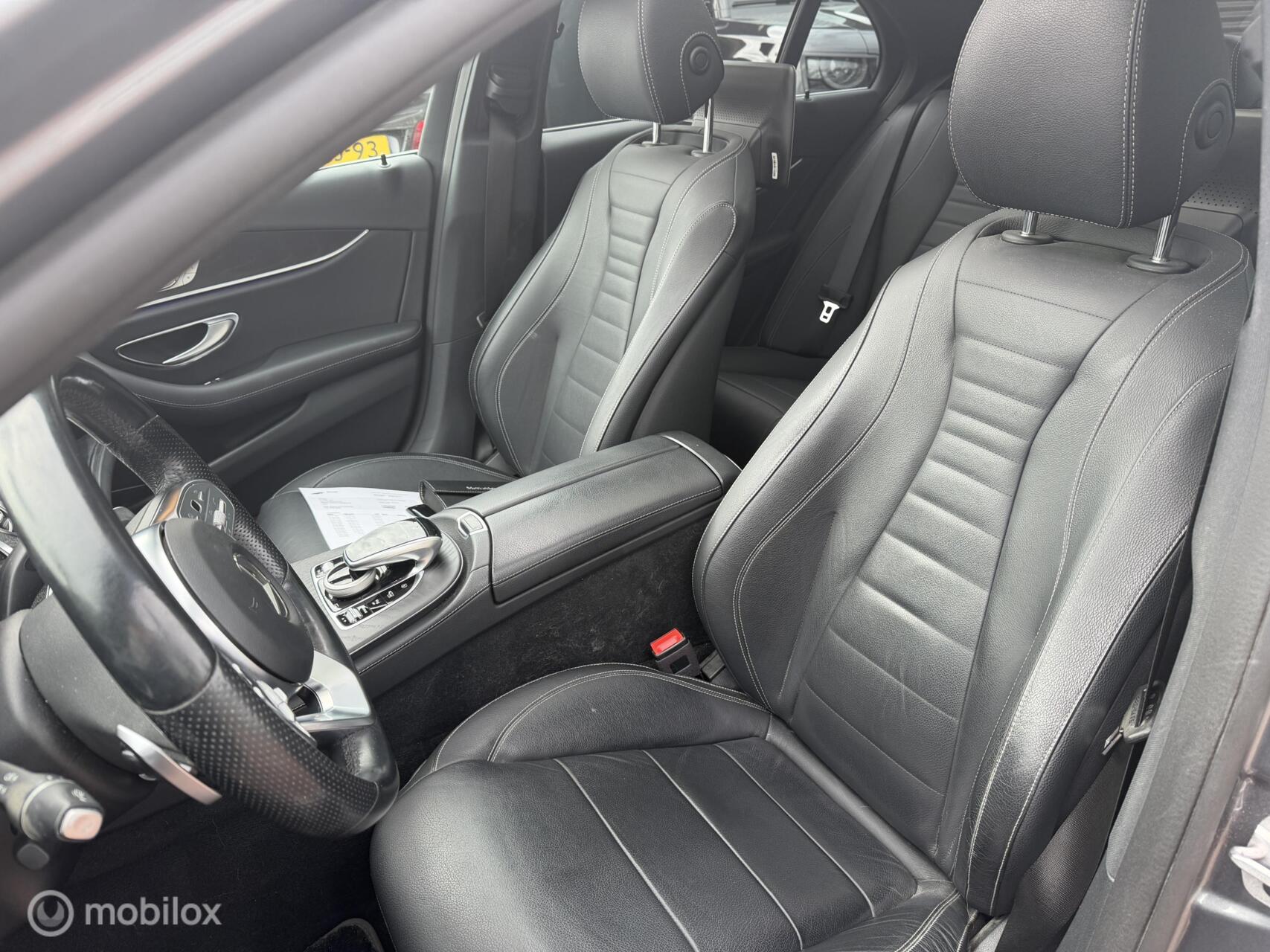 Foto van Mercedes-Benz E 200