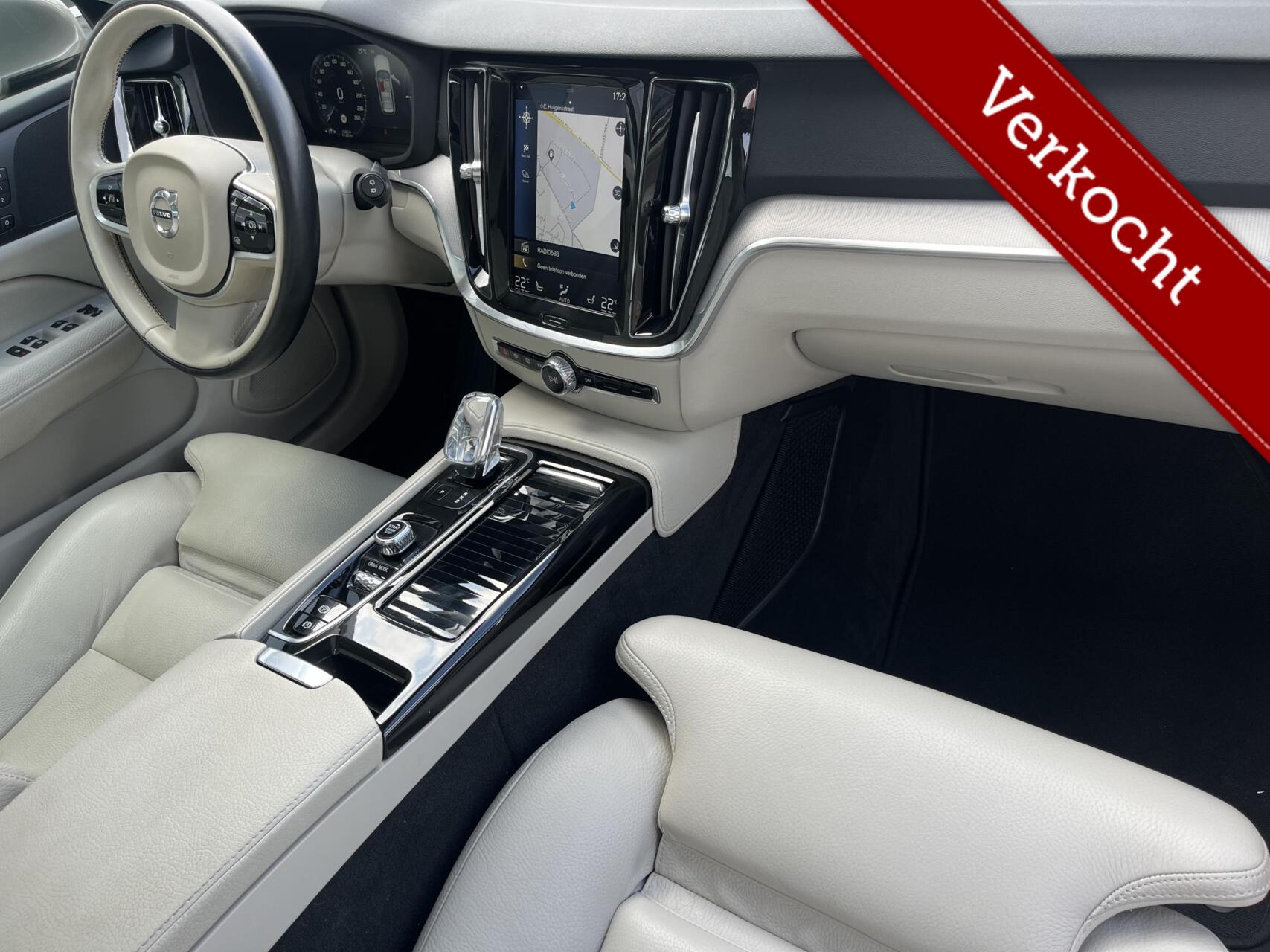 Foto van Volvo V60 T8 Twin Engine