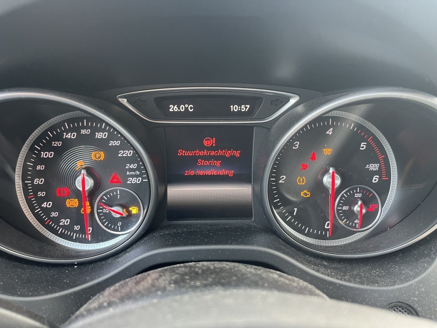 Foto van Mercedes-Benz Cla 180 D