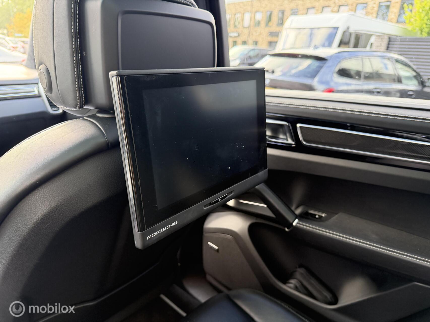 Foto van Porsche Cayenne Turbo