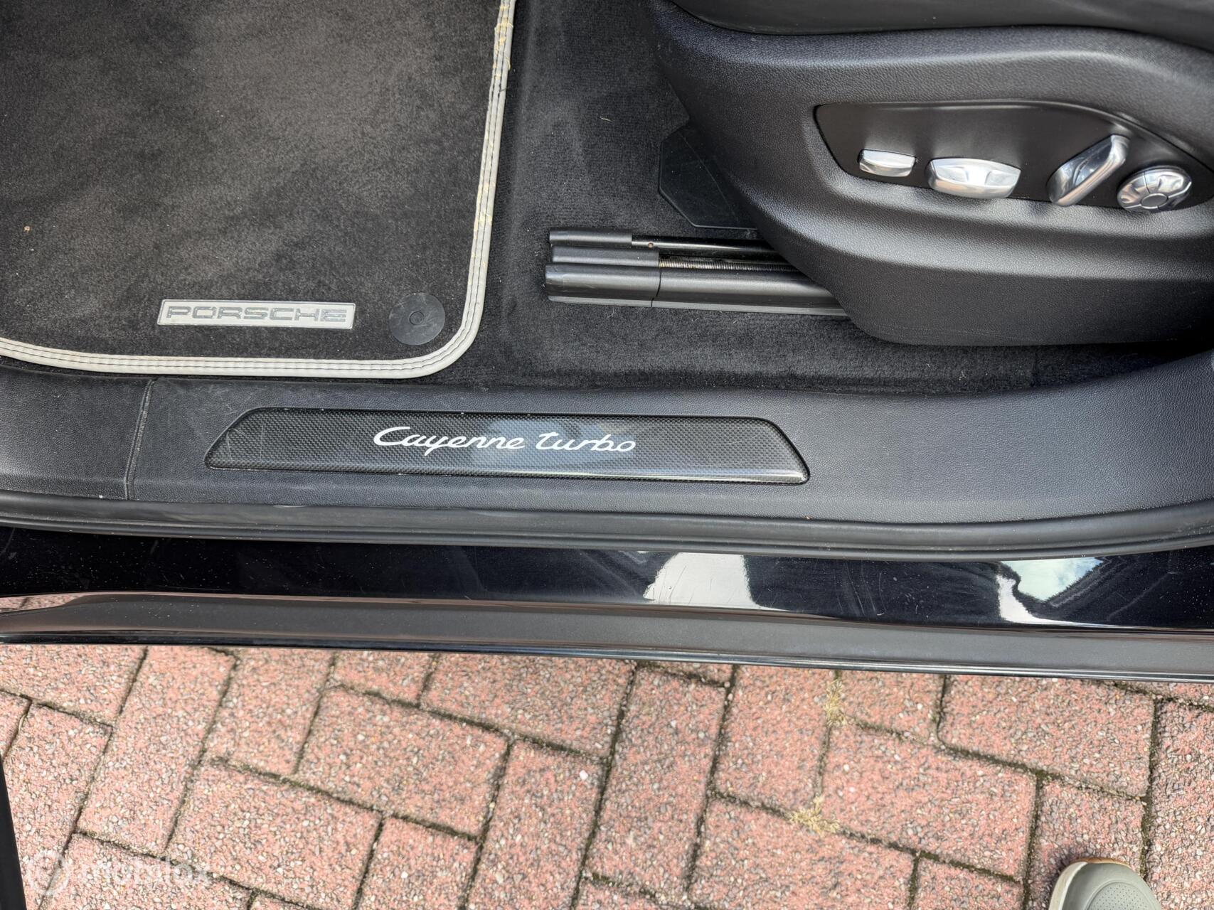 Foto van Porsche Cayenne Turbo
