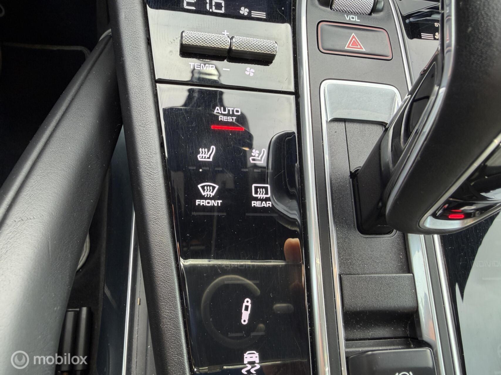Foto van Porsche Cayenne Turbo