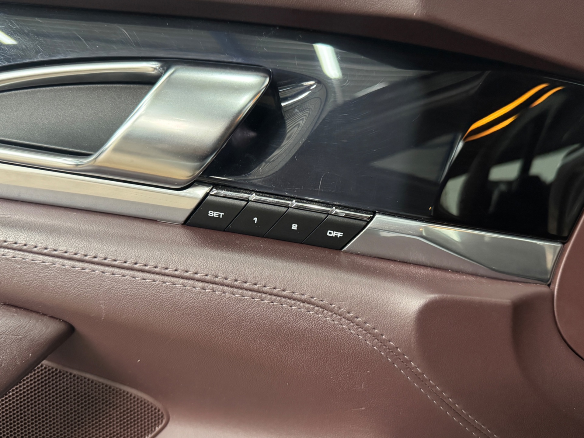 Foto van Porsche Panamera 4