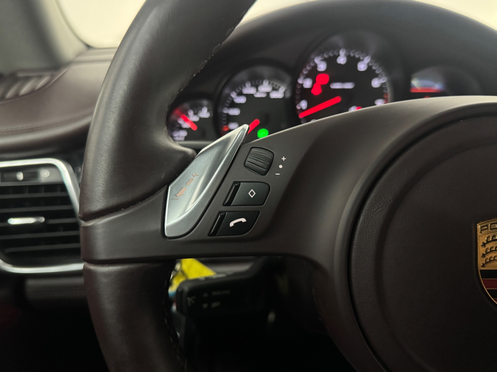 Foto van Porsche Panamera 4