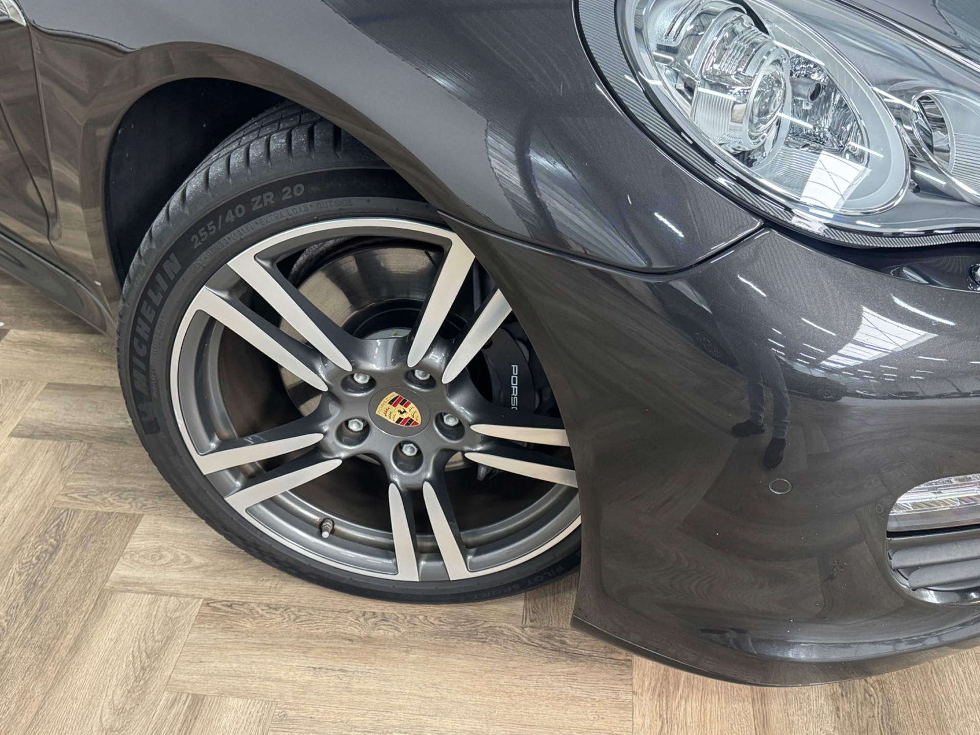 Foto van Porsche Panamera 4
