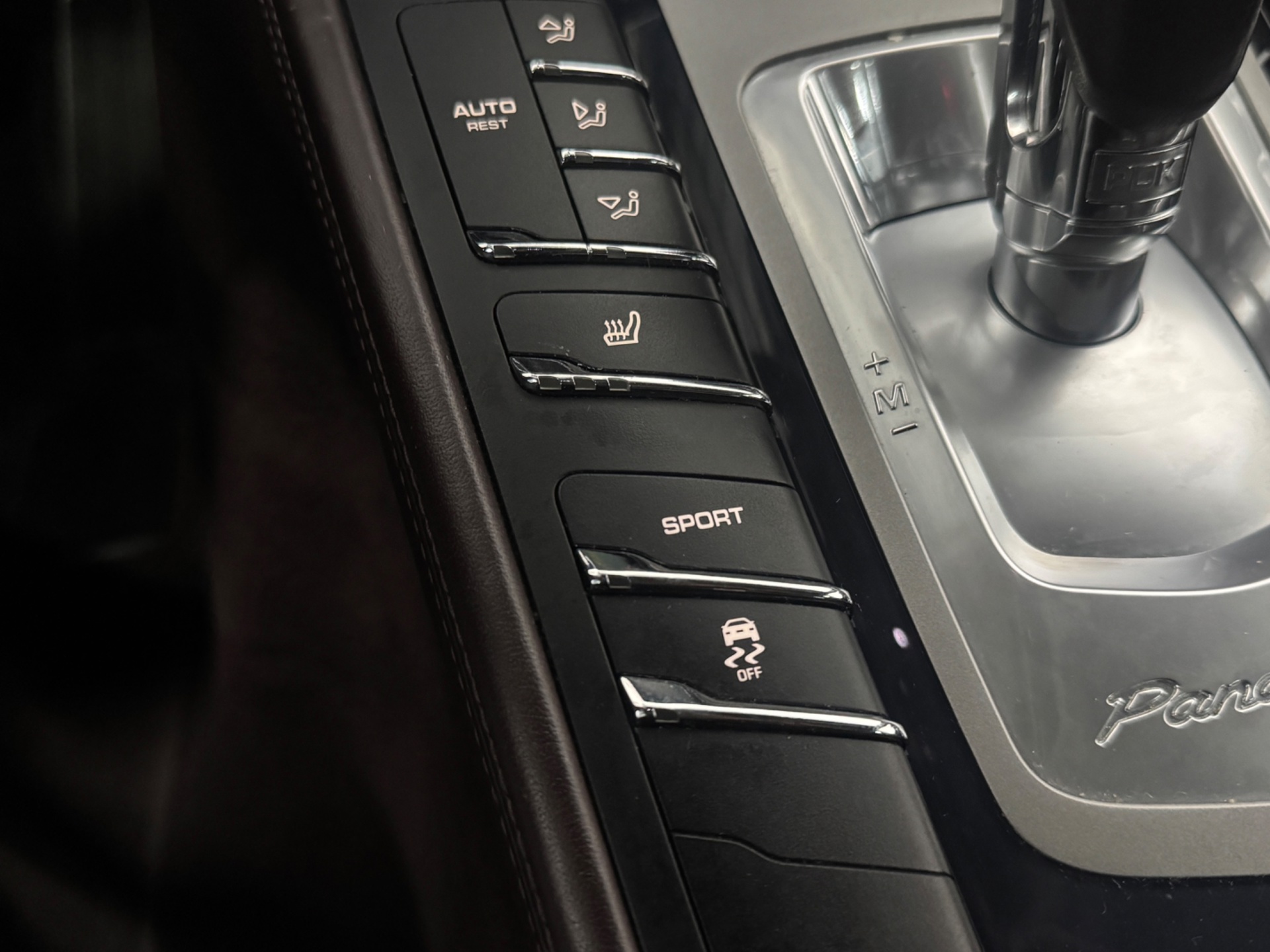 Foto van Porsche Panamera 4