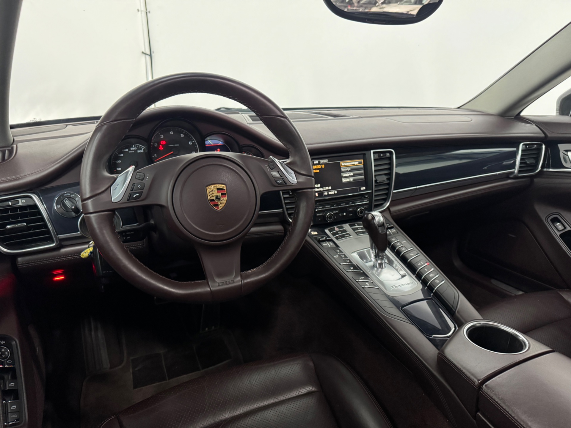 Foto van Porsche Panamera 4